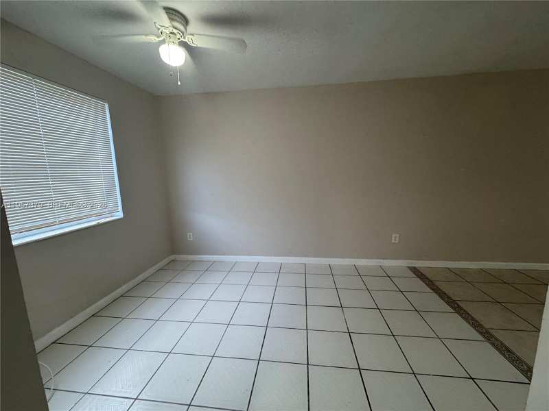 1370 NE 119th St # 137006, Miami FL 33161