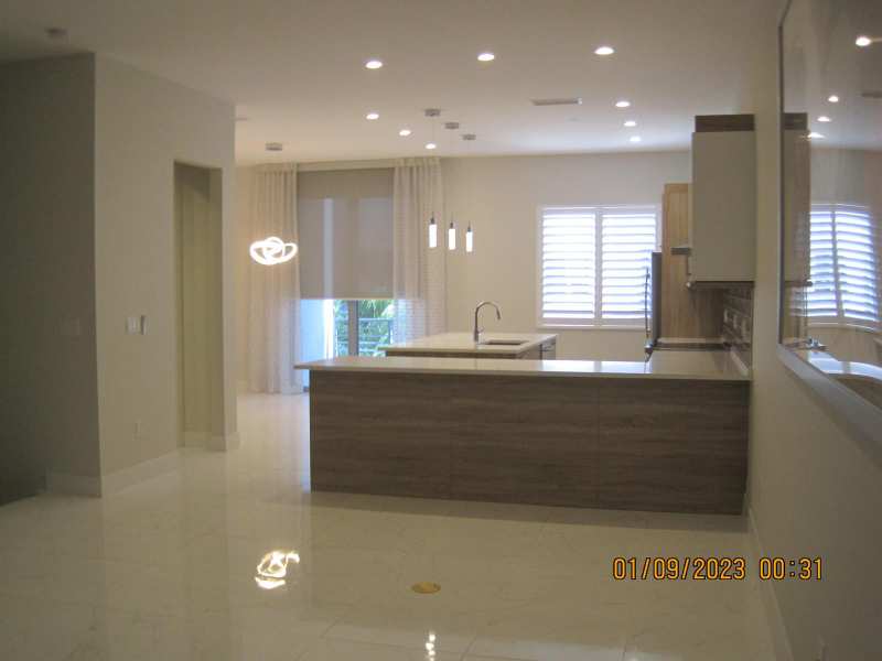 4033 NW 17th Way, Boca Raton FL 33431
