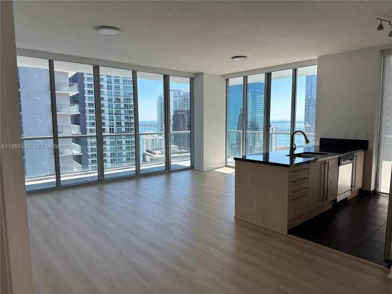 1111 SW 1st Ave, Miami FL 33130