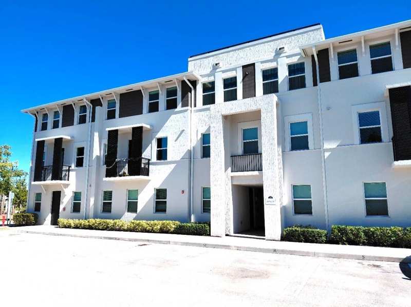 8878 Lake Worth Road # 209, Lake Worth FL 33467