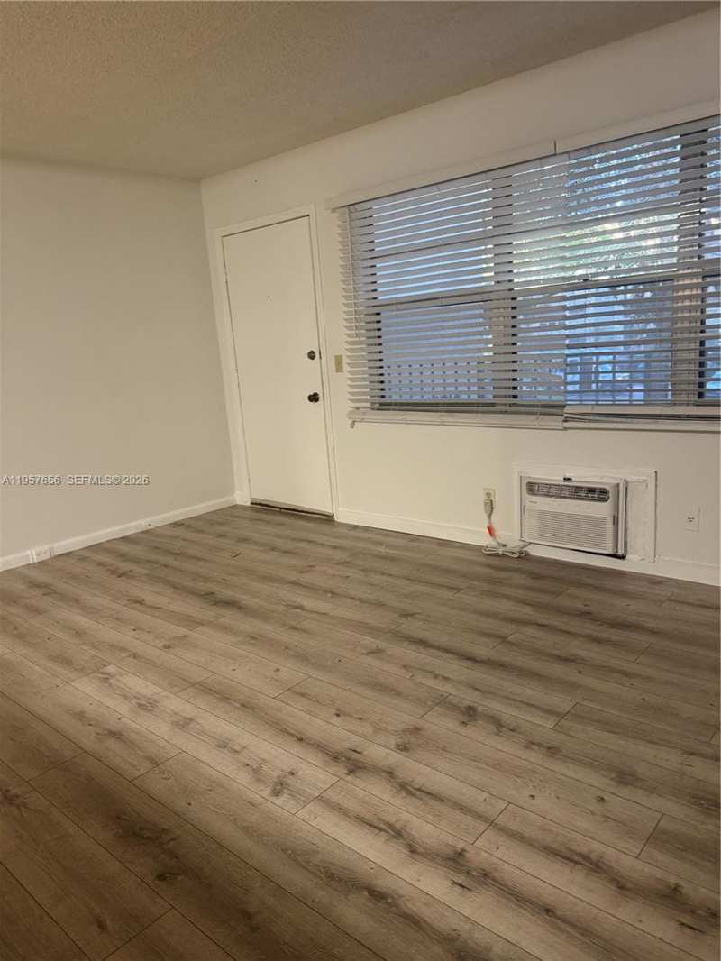 200 SW 132nd Way # 207L, Pembroke Pines FL 33027