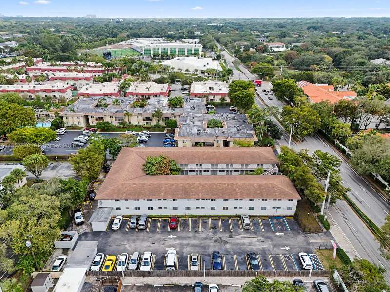 6801 N Kendall Dr # 0, Pinecrest FL 33156
