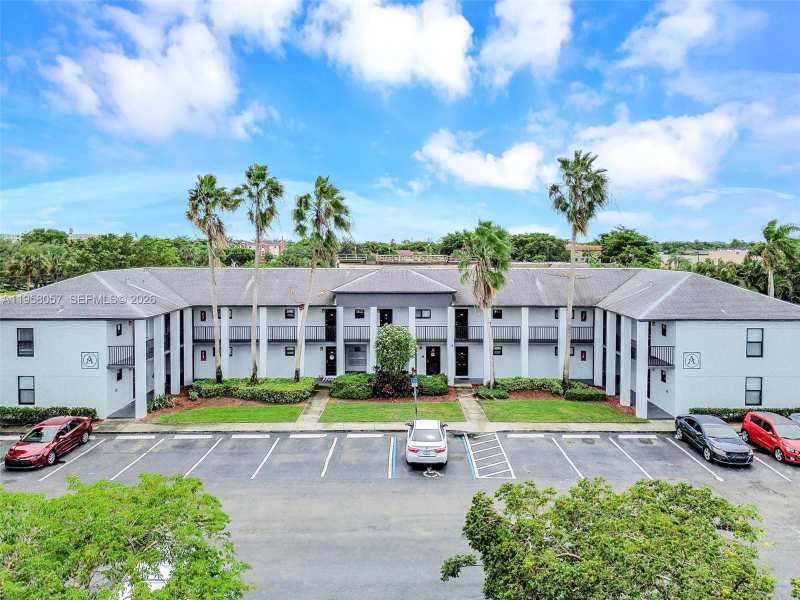 7550 Stirling Rd # C305, Davie FL 33024