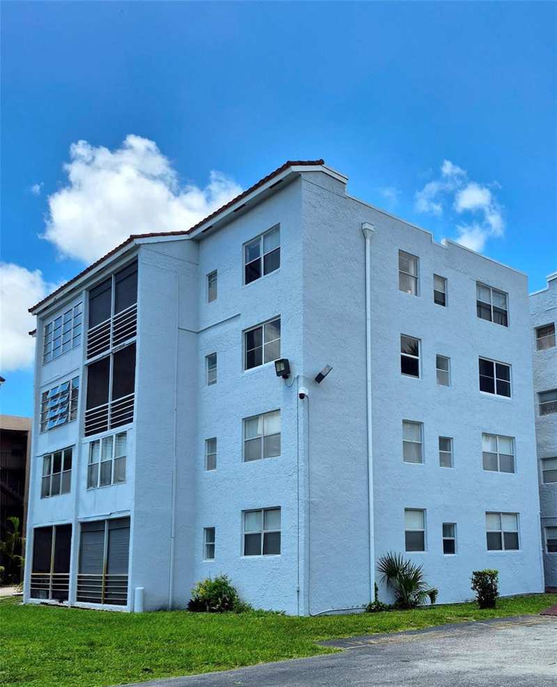 2840 Somerset Drive # 208m, Lauderdale Lakes FL 33311