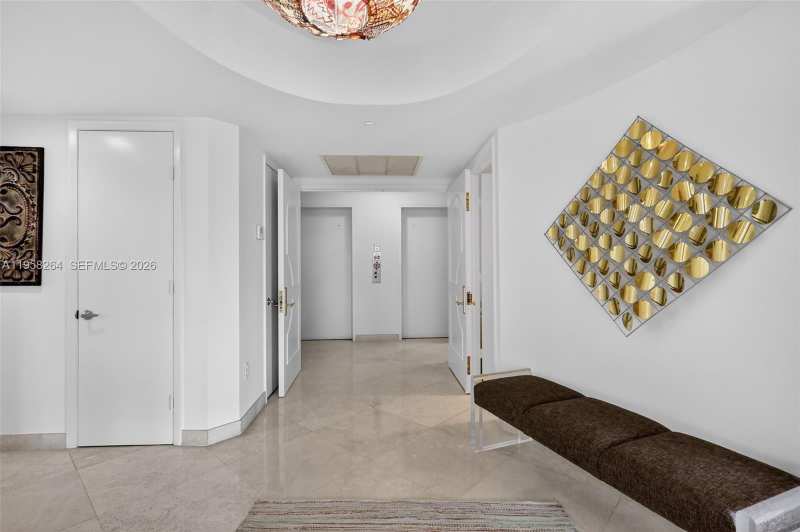 19333 Collins Ave # 510, Sunny Isles Beach FL 33160