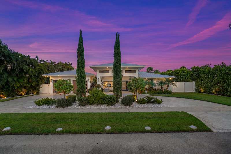 1117 Lake Drive, Delray Beach FL 33444