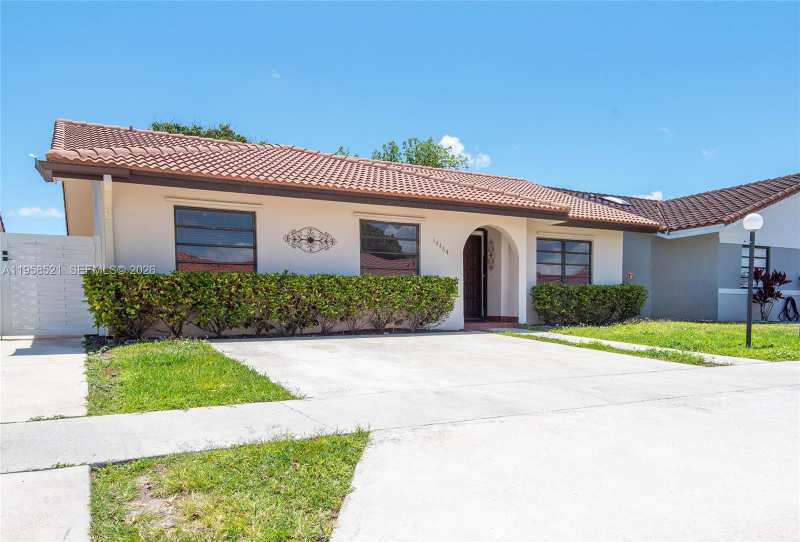 14464 SW 96th Ter, Miami FL 33186