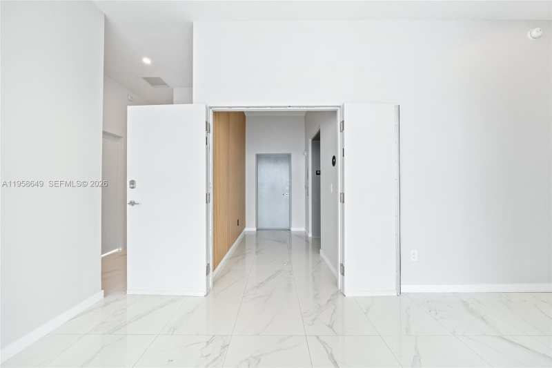 480 NE 31st St, Miami FL 33137