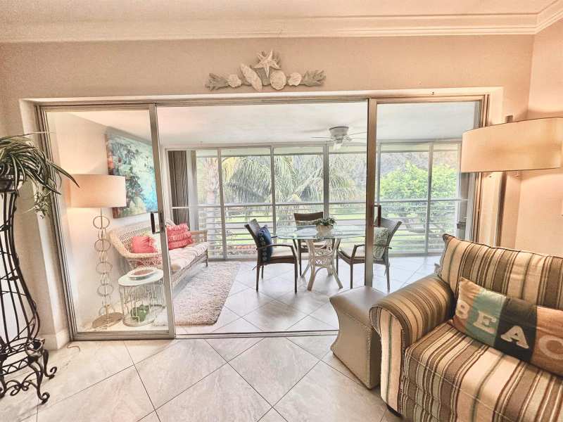 6 Garden Street # 204, Tequesta FL 33469