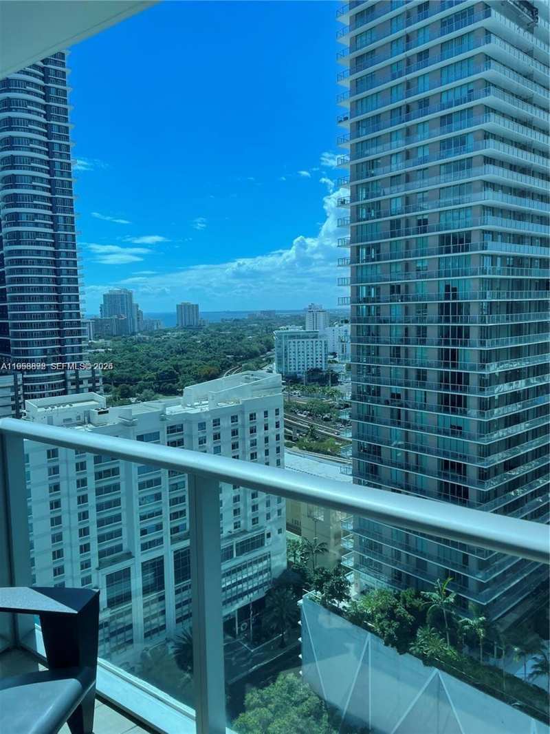 1100 S Miami Ave # 2105, Miami FL 33130