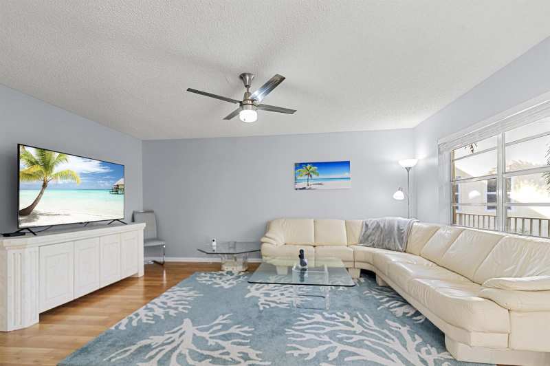 605 Flanders M, Delray Beach FL 33484