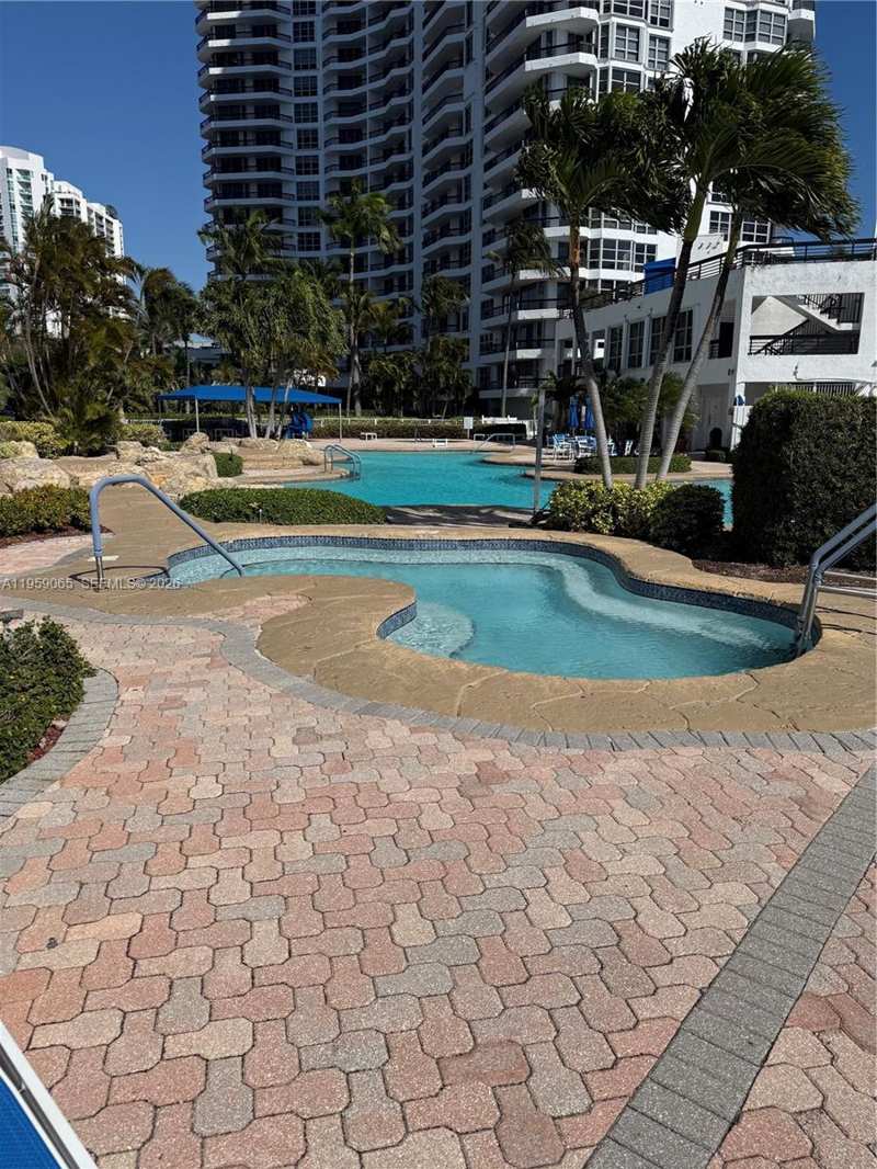 19101 NE 36th Ct # 2406, Aventura FL 33180