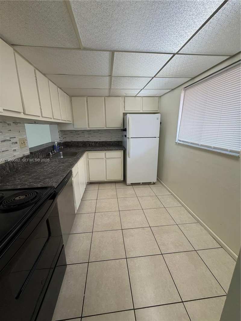 8600 SW 133rd Ave Rd # 422, Miami FL 33183