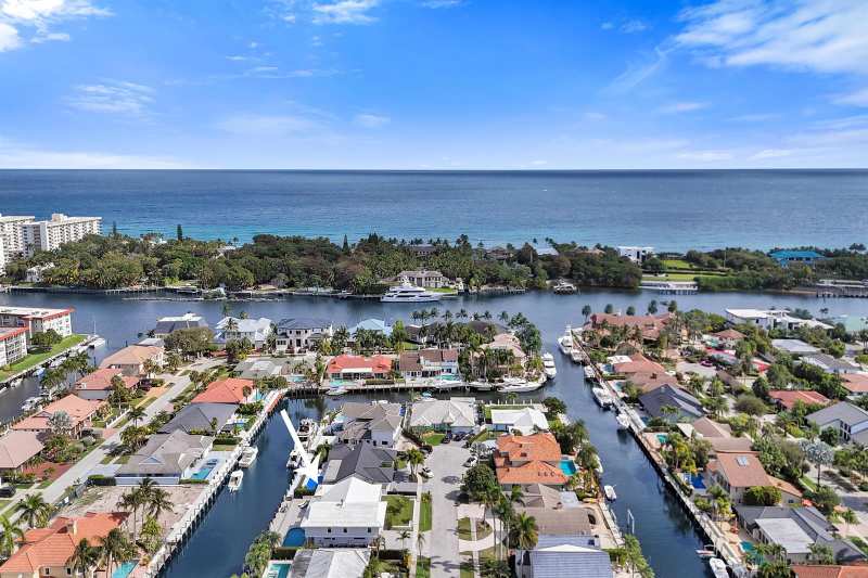 3001 NE 47th Street, Lighthouse Point FL 33064