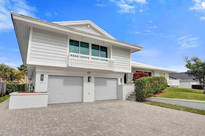 3001 NE 47th Street, Lighthouse Point FL 33064