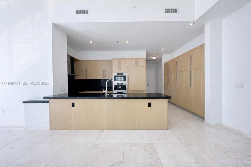 900 Brickell Key Blvd # 2405, Miami FL 33131
