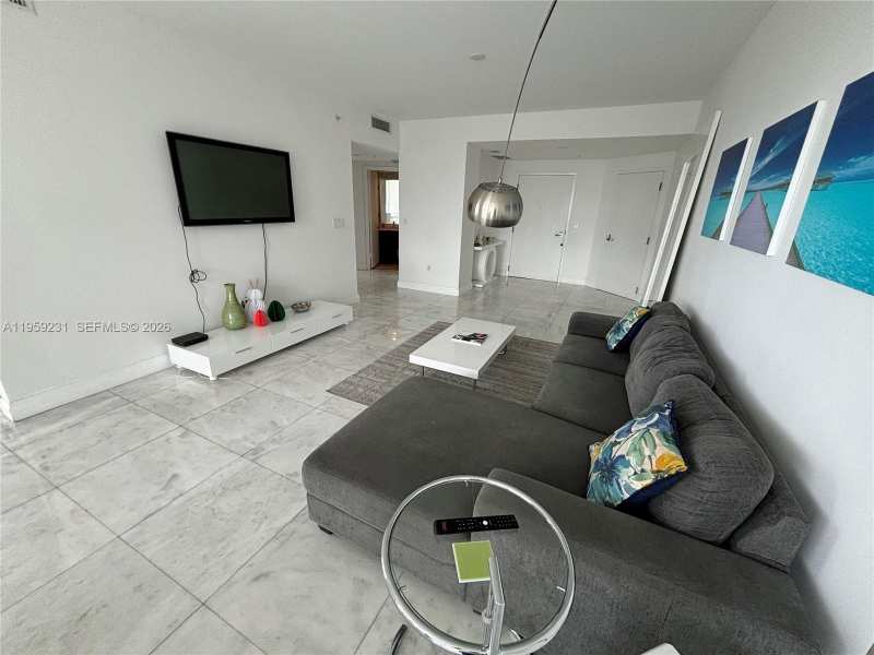 18201 Collins Ave # 801, Sunny Isles Beach FL 33160