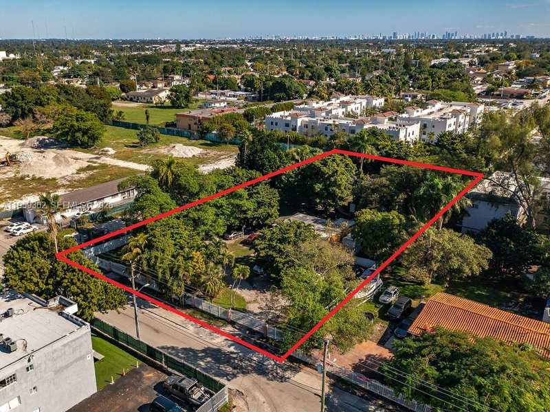 13265 Alexandria Dr, Opa-Locka FL 33054