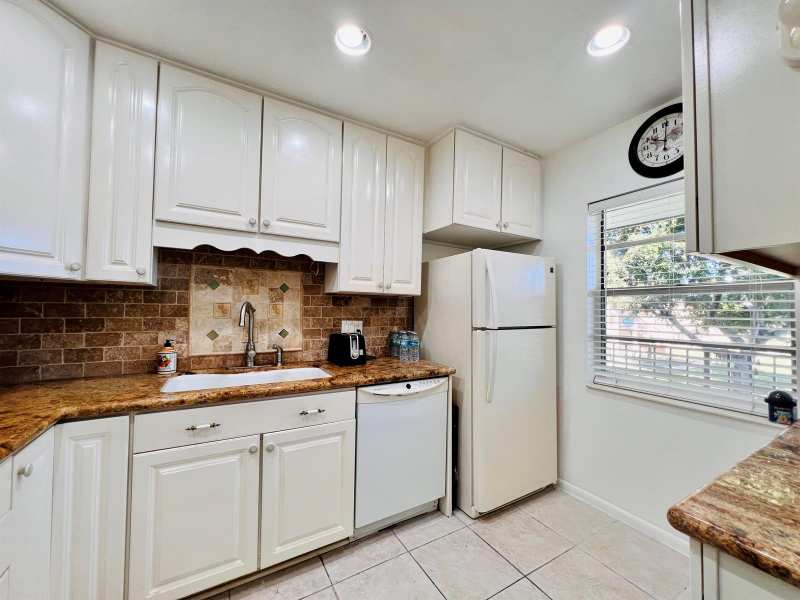 150 Lake Meryl Drive # 247, West Palm Beach FL 33411