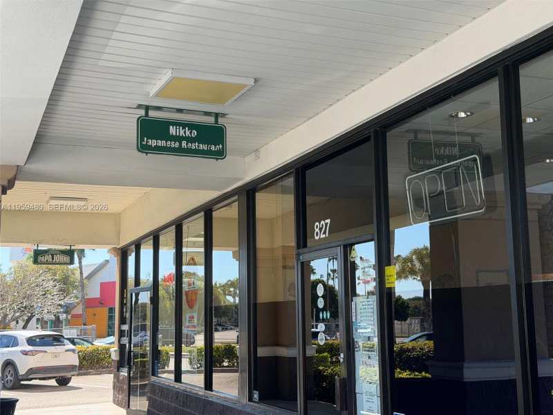 827 N Homestead Blvd, Homestead FL 33030