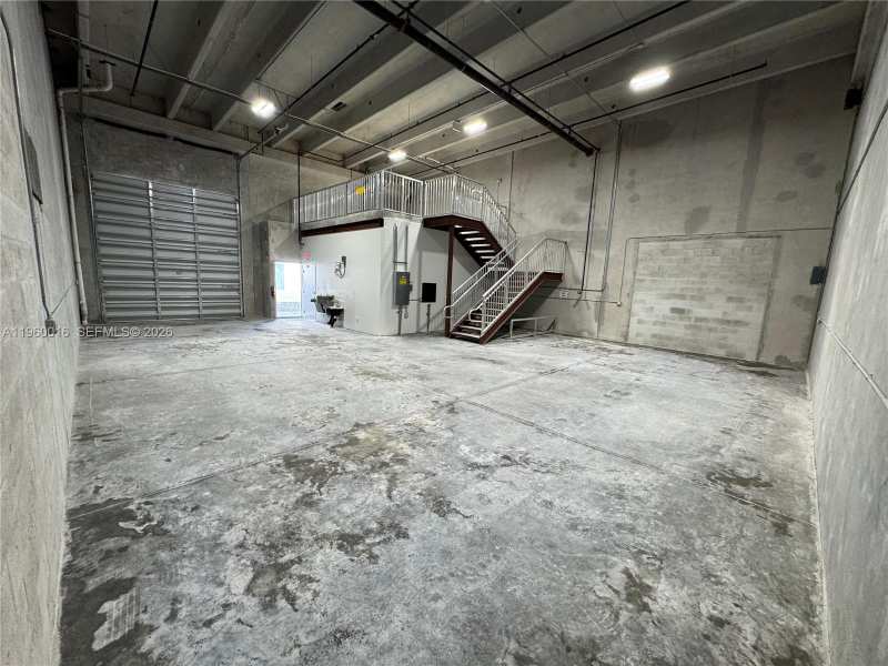 6135 NW 102 AV # 125, Doral FL 33178