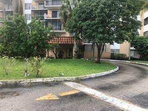 4174 Inverrary Drive # 907, Lauderhill FL 33319