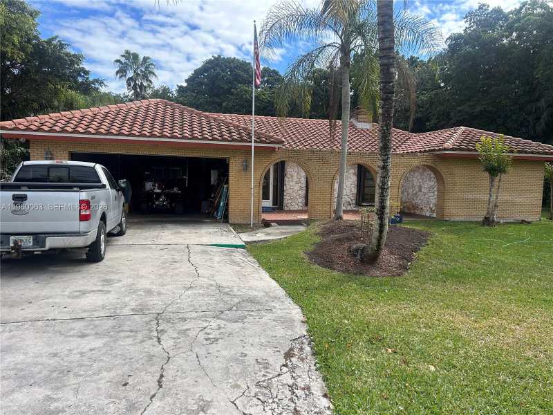 4900 SW 178th ave, Southwest Ranches FL 33331