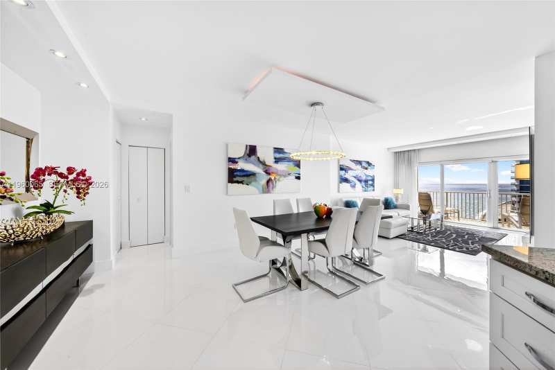 1950 S Ocean Dr, Hallandale Beach FL 33009