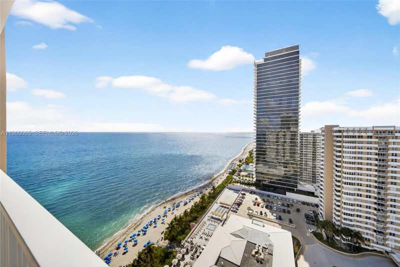 1950 S Ocean Dr, Hallandale Beach FL 33009