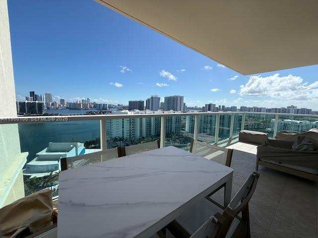 3330 NE 190th St # 1815, Aventura FL 33180