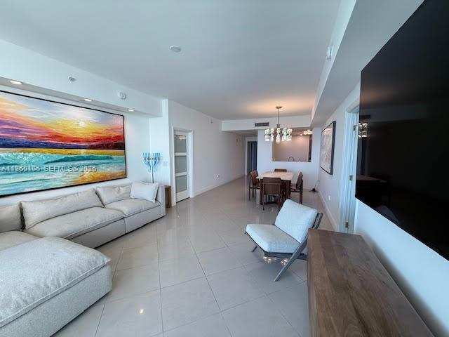 3330 NE 190th St # 1815, Aventura FL 33180