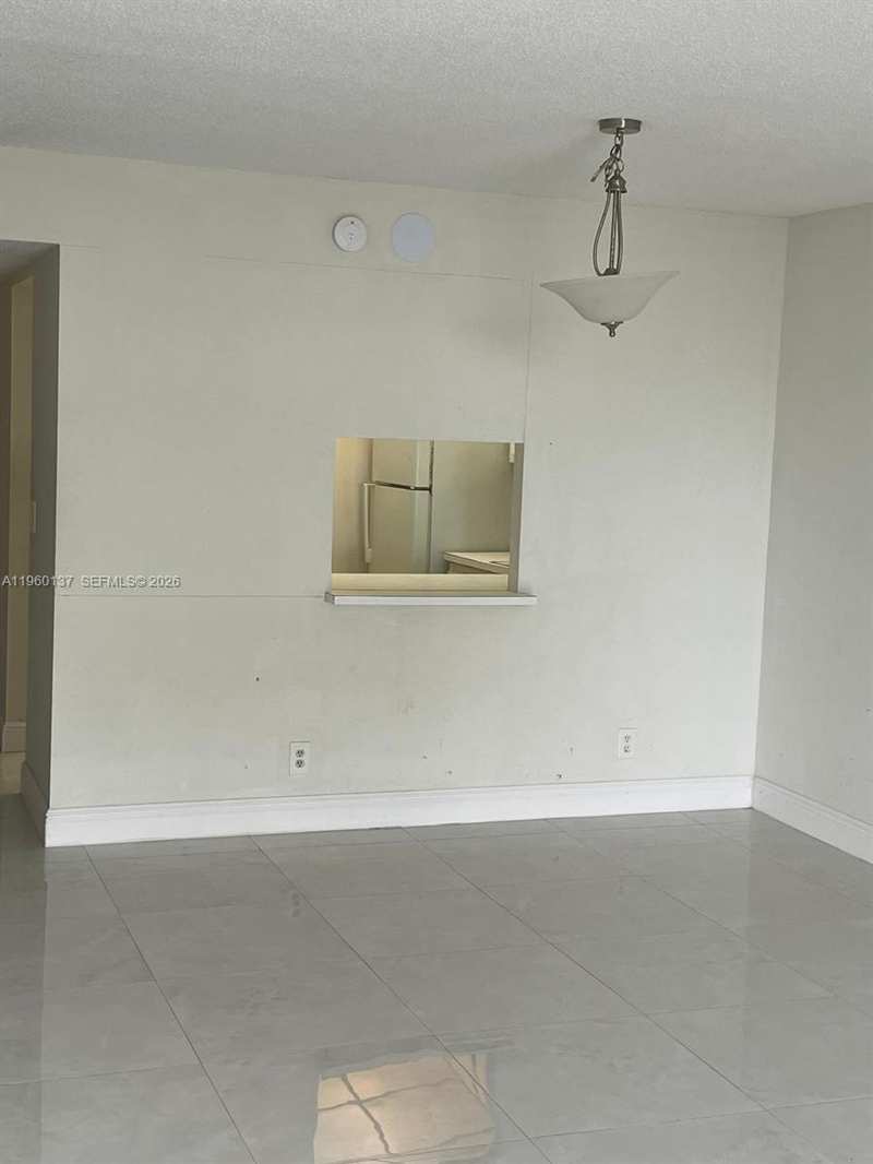 470 Executive Center Dr # 1C, West Palm Beach FL 33401