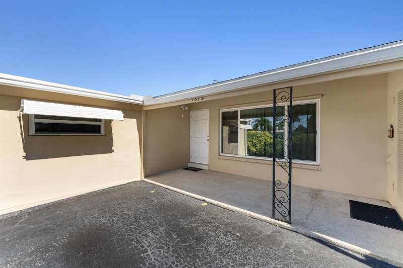 1812 High Ridge Road, Lake Worth FL 33461