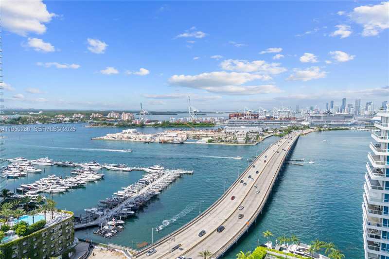 500 Alton # 2203, Miami Beach FL 33139