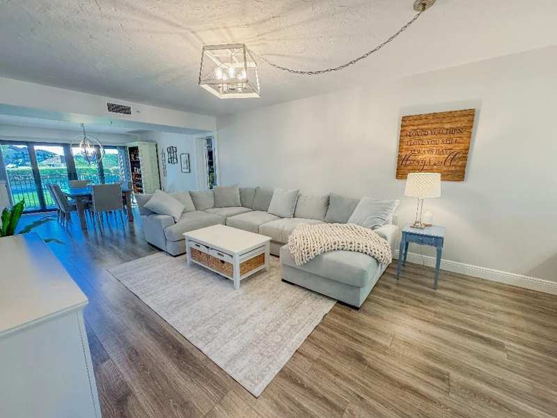 901 Seafarer Circle # 101, Jupiter FL 33477