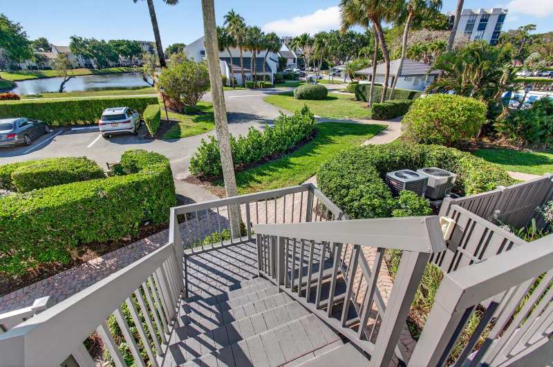 2303 Bridgewood Drive # 2303, Boca Raton FL 33434
