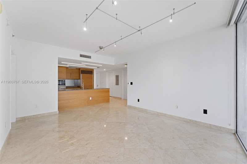 475 Brickell Ave # 3513, Miami FL 33131