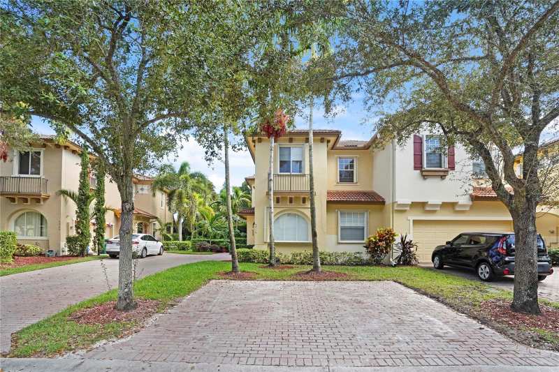 5715 NW 119th Terrace, Coral Springs FL 33076