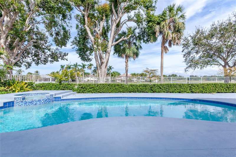 3162 Inverness, Weston FL 33332