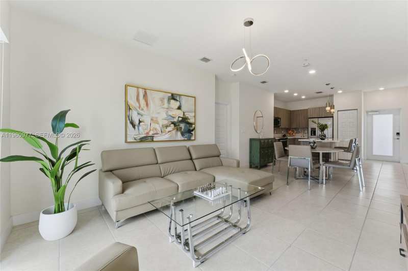 8301 NW 41st St # 407, Doral FL 33166