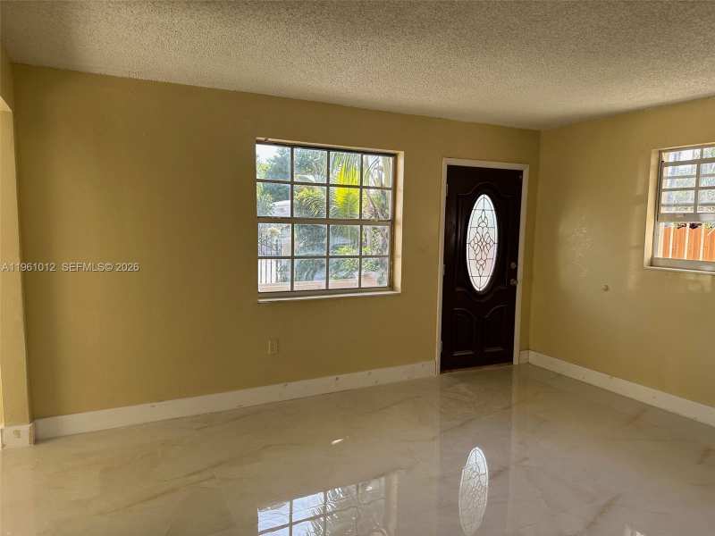 1655 NW 116th St, Miami FL 33167