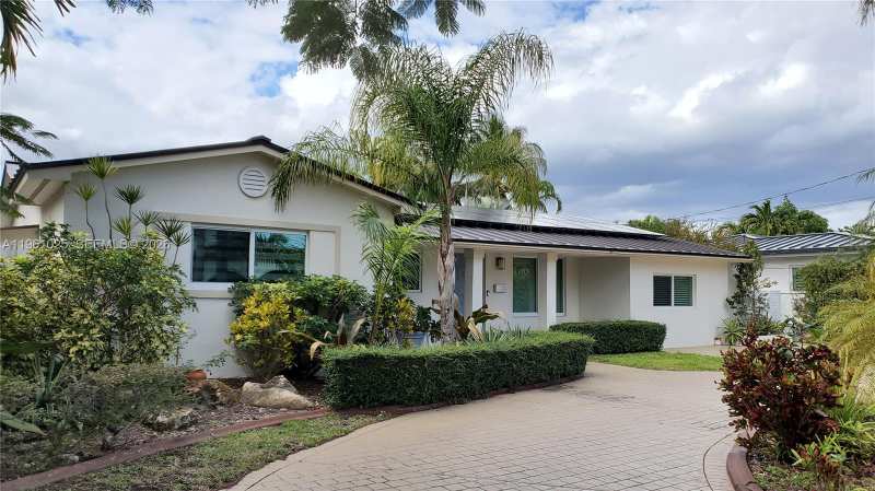 13000 Coronado Ln, North Miami FL 33181