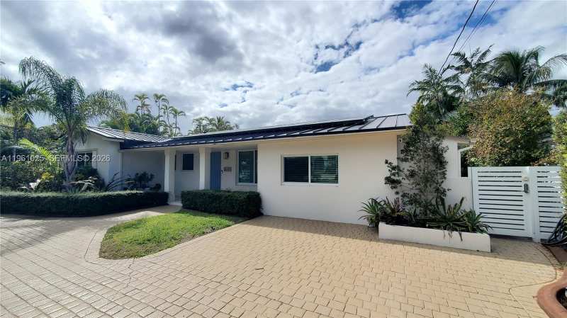 13000 Coronado Ln, North Miami FL 33181