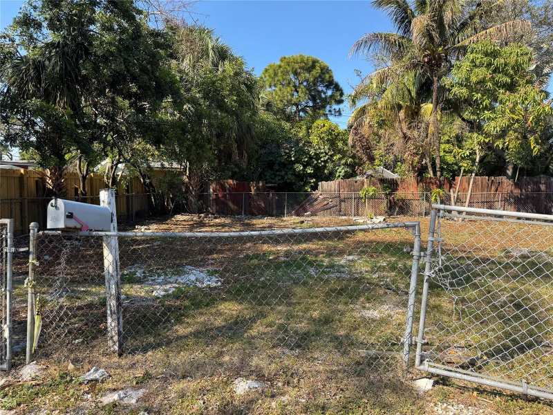 1201 NE 3rd Avenue, Fort Lauderdale FL 33304