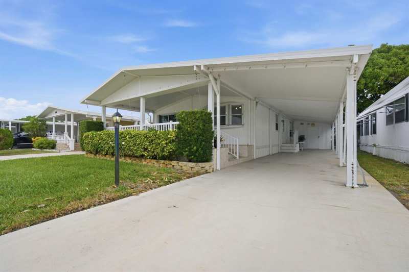 2421 SW 53rd Street, Fort Lauderdale FL 33312