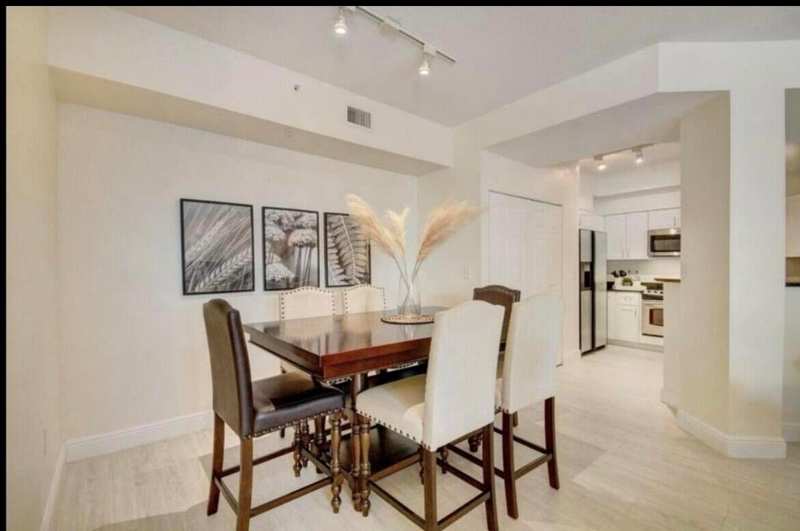 802 W Windward Way # 216, Lantana FL 33462