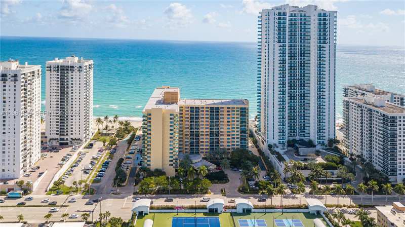 2501 S Ocean Dr # 1033, Hollywood FL 33019