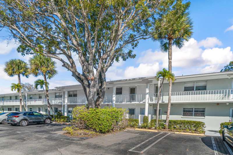 2700 SW 22nd Avenue # 1407, Delray Beach FL 33445