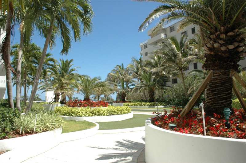 100 Lincoln Rd # 303, Miami Beach FL 33139