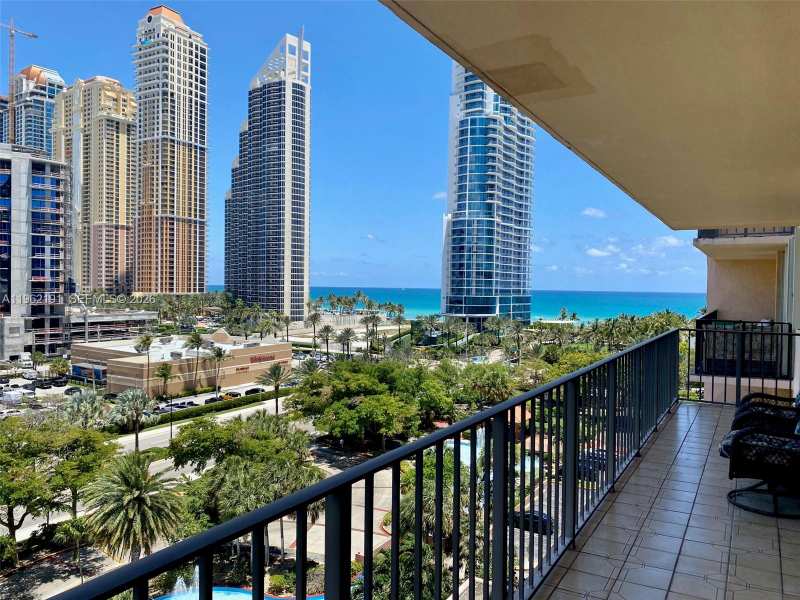 210 174th St # 912, Sunny Isles Beach FL 33160